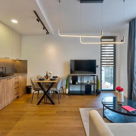 Aparthotel Modena & Wellness 4*