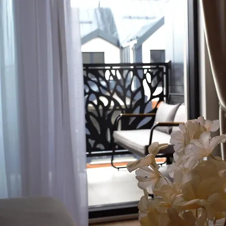 Modena & Wellness Aparthotel 4*